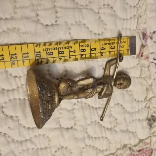 Figura latón niño campesino años 40