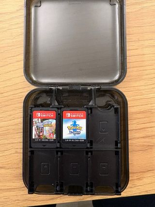 Nintendo Switch + 2 Juegos + Maletín