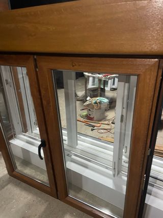 Ventanas PVC Roble Madera+persiana206x152  143x146