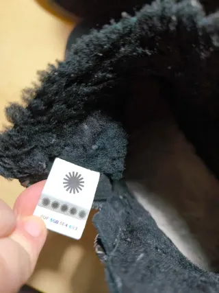 Botas UGG Negras Talla 39 con cuña