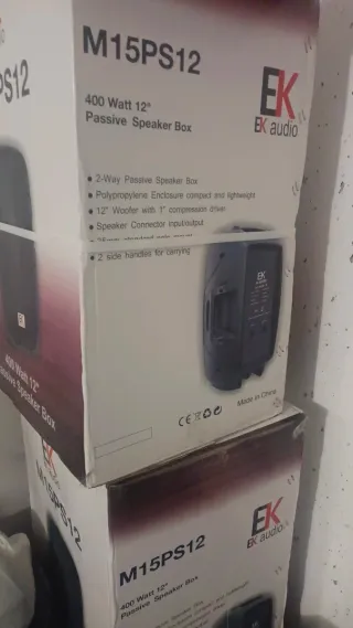 Altavoces EK Audio Negros