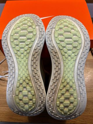 Nike Vomero Plus Talla 43