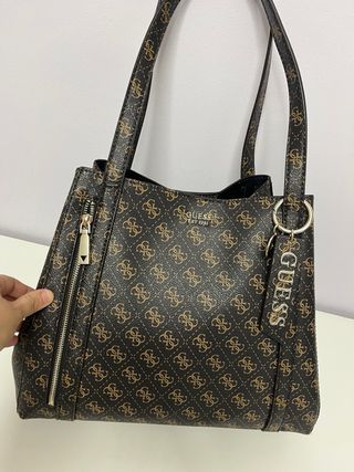 Bolso Guess Marrón y Dorado