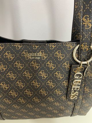 Bolso Guess Marrón y Dorado