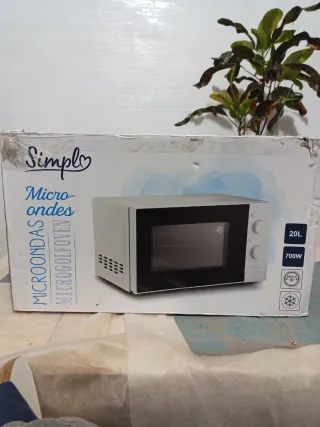 Microondas Simpl