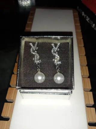 Pendientes YSL Plata