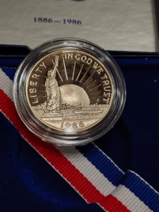 Moneda 1/2 Dólar Liberty 1986 USA