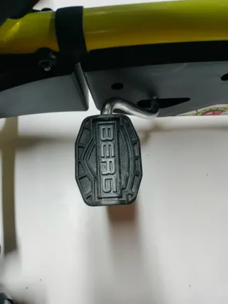 Coche de pedales BERG Raptor