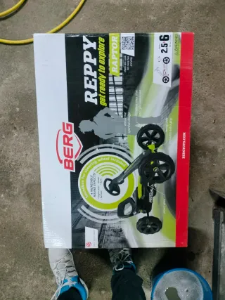 Coche de pedales BERG Raptor