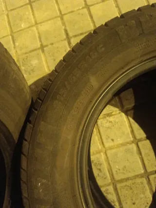 Neumáticos 215/65 R16