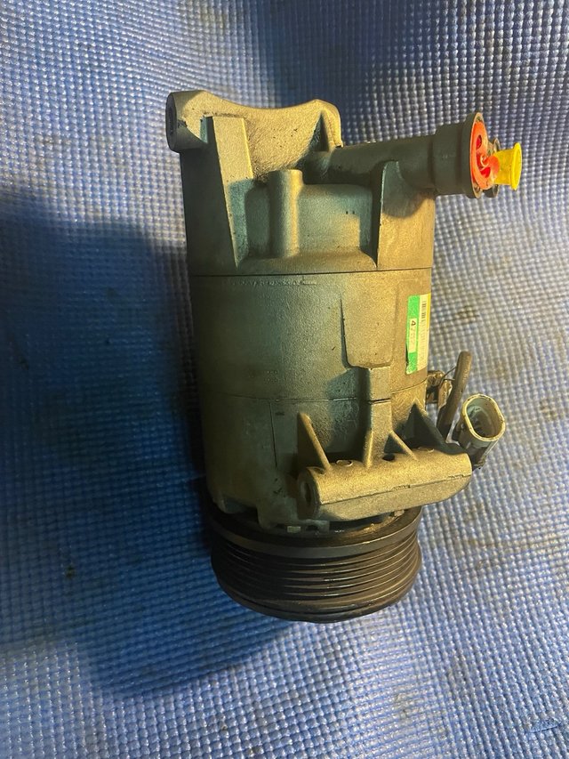 Compresor de aire acondicionado