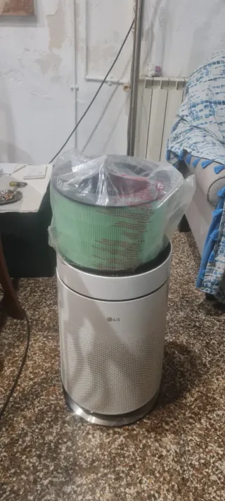 Purificador de aire LG con filtro nuevo