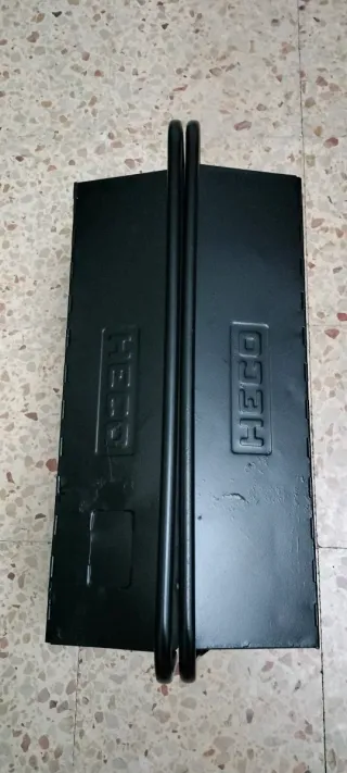 Caja de herramientas HEGG metálica