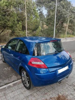 Renault Megane GT