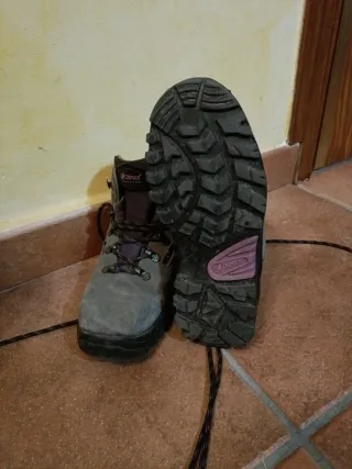 Botas de montaña mujer Chiruca grises Gore-tex
