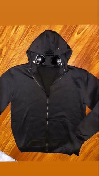 Sudadera CP Company con Gafas