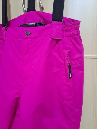 Pantalón de nieve rosa con tirantes