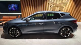 RENTING SIN ENTRADA - CUPRA Leon 1.5 eHybrid 204CV