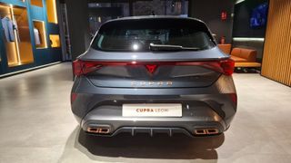 RENTING SIN ENTRADA - CUPRA Leon 1.5 eHybrid 204CV