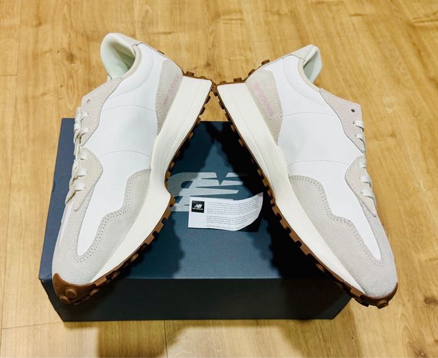 New Balance 327 Talla 43 Cuero Blancas Rosas
