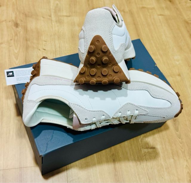 New Balance 327 Talla 43 Cuero Blancas Rosas