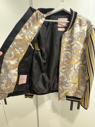 Chaqueta Bomber Brocados Oro y Blanco