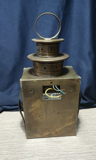 Aplique Farol Latón Vintage