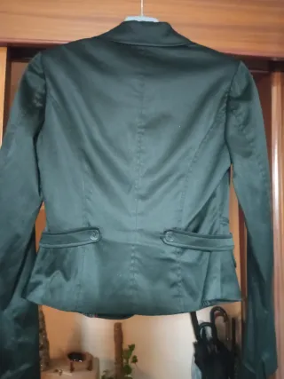 Chaqueta Stradivarius Negra Raso Mujer