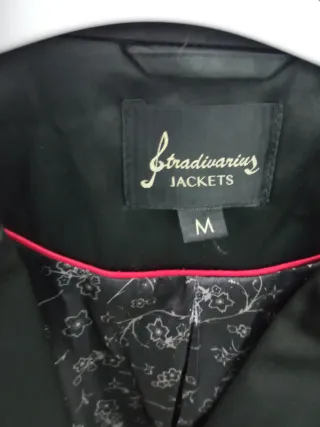 Chaqueta Stradivarius Negra Raso Mujer