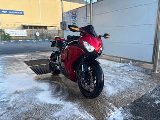 Honda CBR 1000RR Fireblade 2010