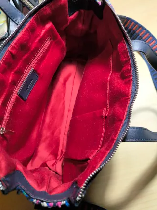 Bolso textil con correa