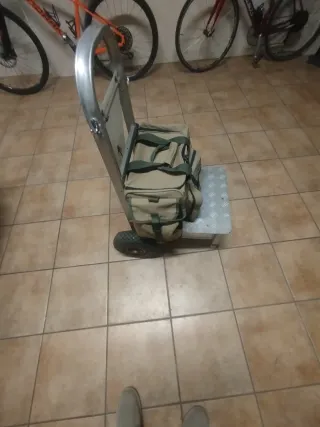 Carro de pesca pará la playa