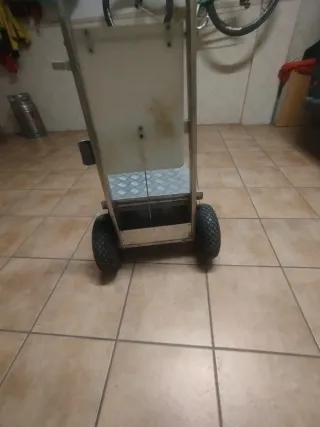 Carro de pesca pará la playa