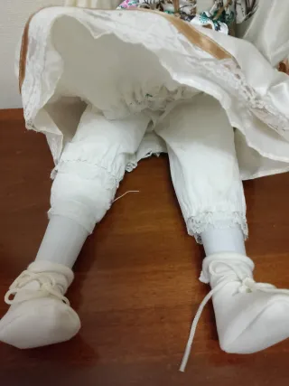 Bambola in porcellana