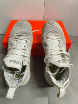 Nike Air LeBron 16 Buzz Lightyear talla 44