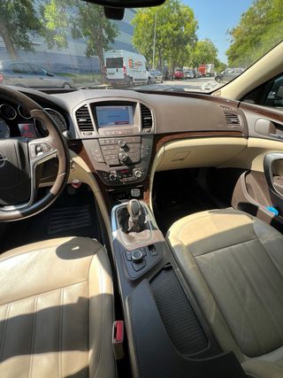 Opel Insignia sport tourer 4x4 160cv