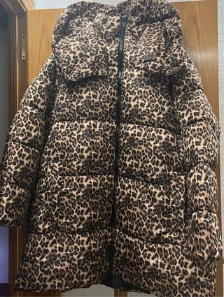 Chaqueta de invierno con estampado de leopardo