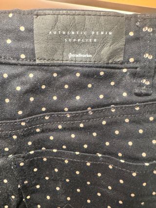 Pantalones pitillo Stradivarius topos