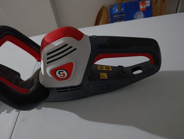 Cortasetos Eléctrico STERWINS 500W