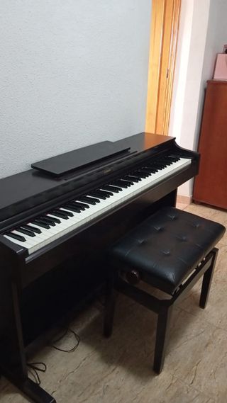 Piano Yamaha Auris Como NUEVO