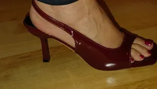 Sandalias Destalonadas Tacón, Granate Charol N.40