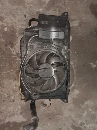 Radiador y electroventilador Peugeot 206