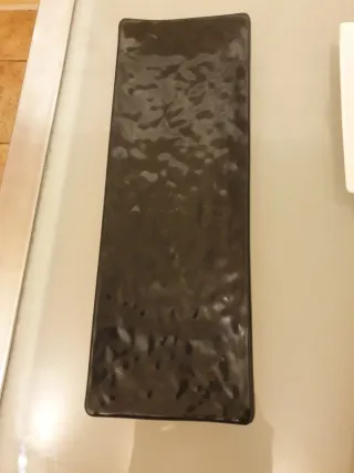 Bandejas de cerámica negras y blancas