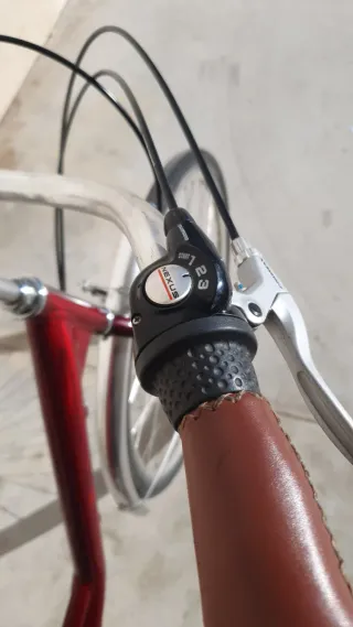 Bici paseo Nexus 3 aluminio como nueva