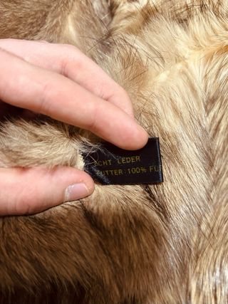 Giacca in pelle foderata in pelliccia