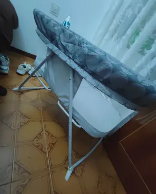 Cuna de viaje con estampado