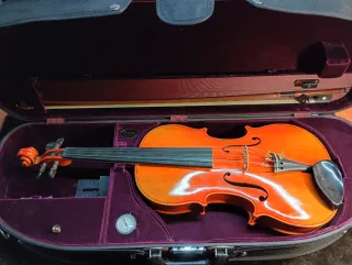 Viola construccion Checoeslovaka, 41cm.