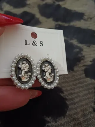 Orecchini vintage stile cameo