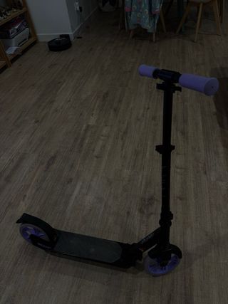 Patinete Oxelo lila y negro