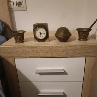 Figuras de latón decorativas